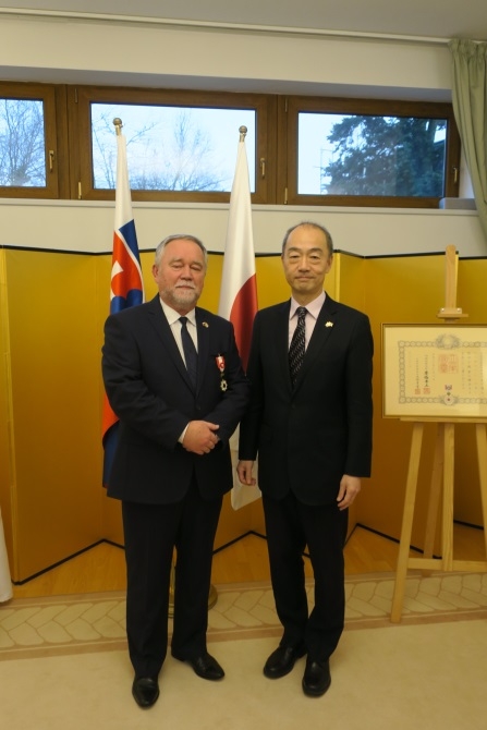 ペホ氏と新美大使