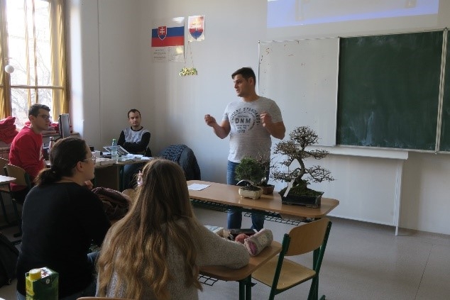 Prednáška o bonsajoch