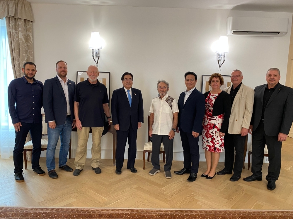 Veľvyslanec Kawakami prijal predstaviteľov Slovenskej federácie karate a bojových umení