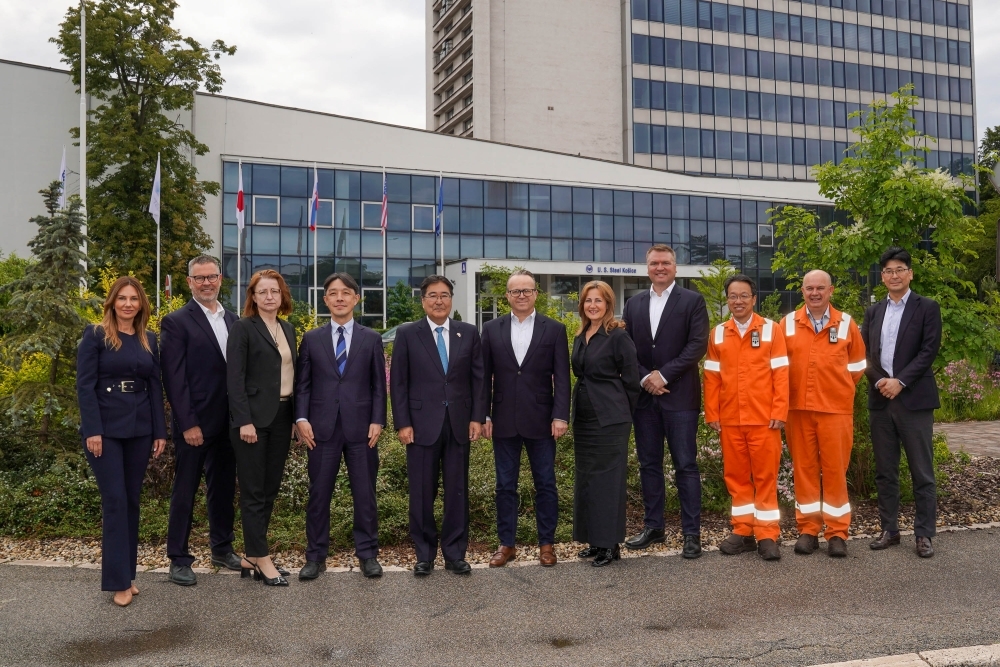 Návšteva veľvyslanca Kawakamiho v spoločnosti US Steel Košice